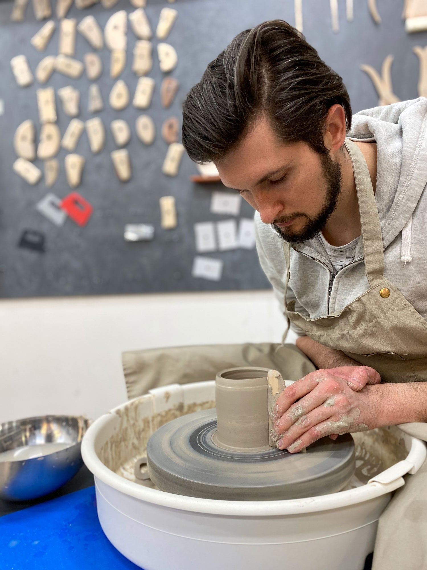 WORKSHOP - Introduction to Wheel Throwing - 10h - Lausanne Centre